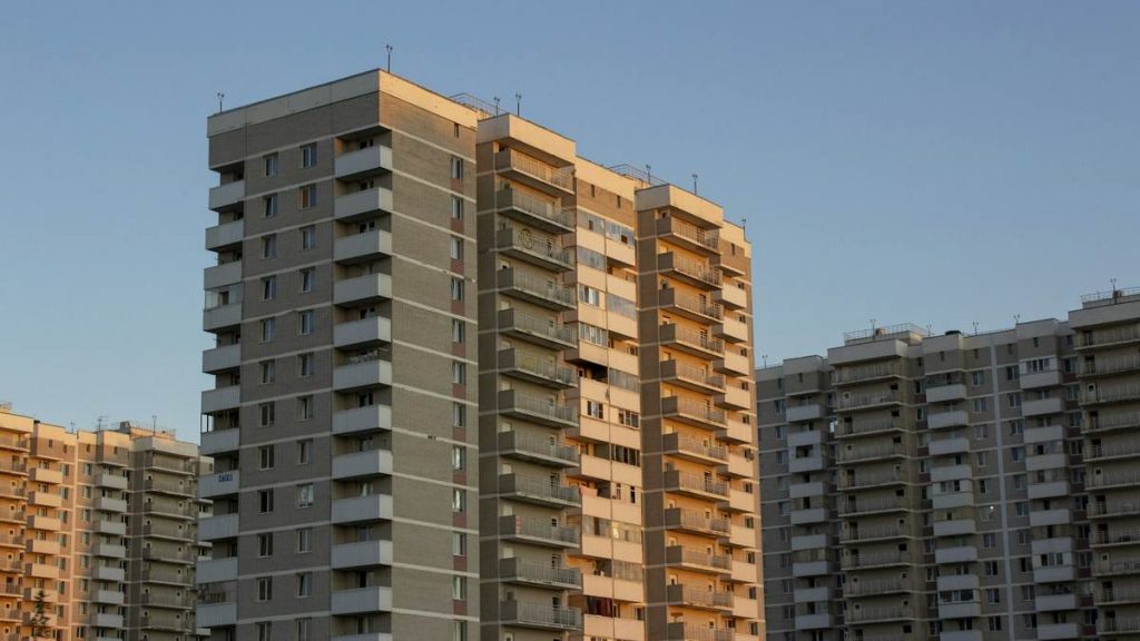 Bloques residenciales de los años 80 y 90 como los del Actur, Zaragoza